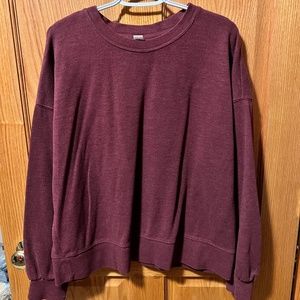 Pullover Sweatshirt in Like New Condition